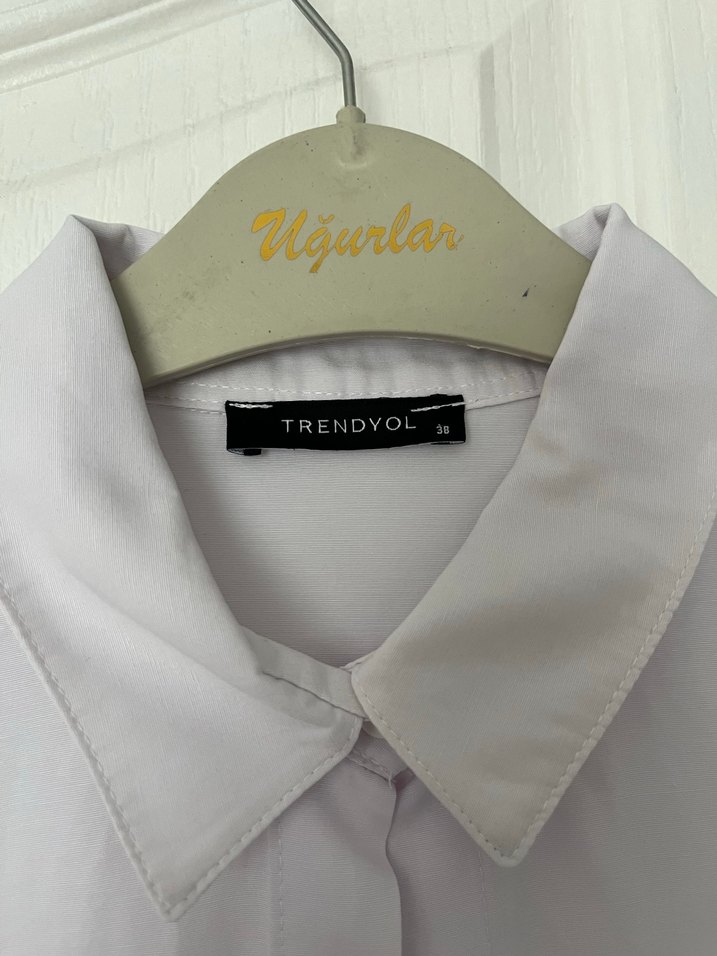 Bej Keten Kumaşlı Düğmeli Kadın Gömlek - Görsel 3