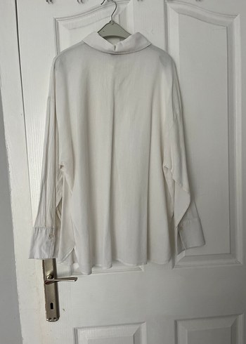 Düğmeli Beyaz Keten Kadın Gömlek - Görsel 2