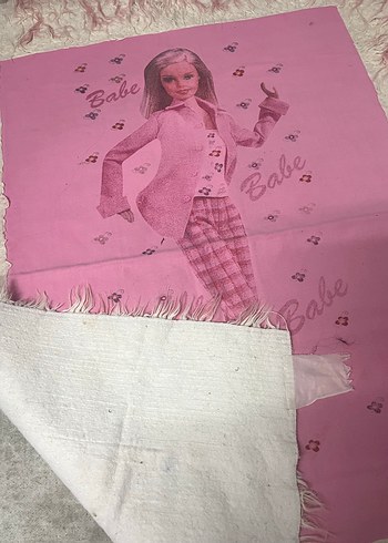 Barbieli çocuk odası halısı - Görsel 3