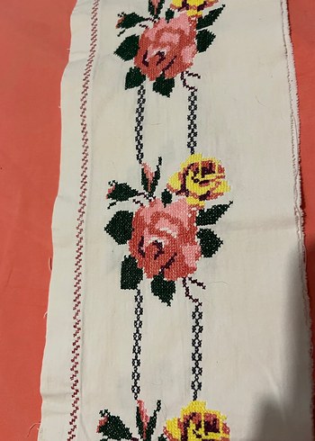 Beden Gül Desenli el işi kanaviçe