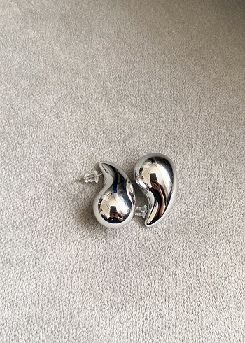 Parlak Gri Midi Minimalist Küpe