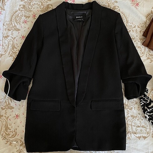 kivrik kollu blazer ceket