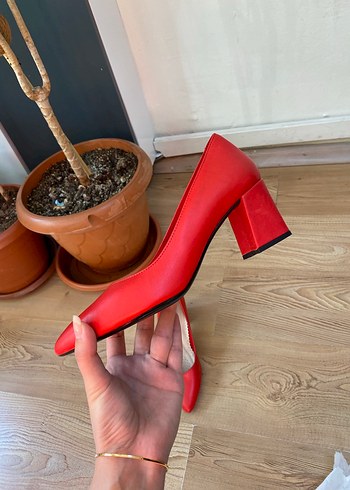 Kırmızı Blok Topuk Kadın Stiletto