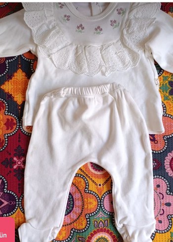 Beyaz Uzun Kollu Bebek Kıyafet Takımı - Görsel 6