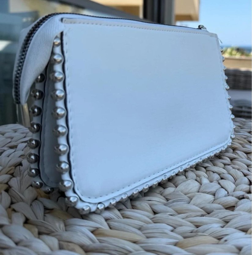 Minimalist Zincir Detaylı Beyaz Kadın El Zinciri - Görsel 2