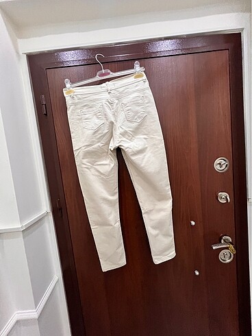 32 Beden ten rengi Renk Likralı pantolon