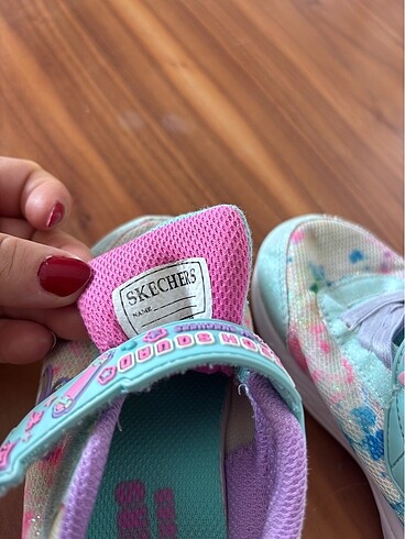 25 Beden Skechers kız spor ayakkabısı
