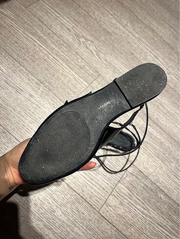 40 Beden siyah Renk Bershka Babet Ayakkabi