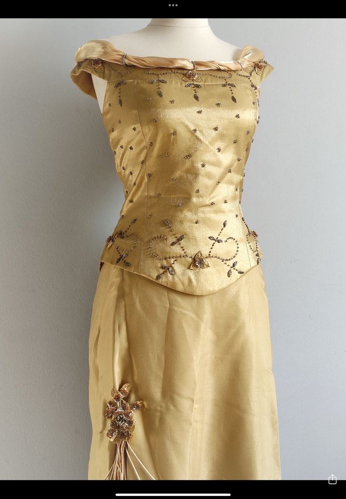 Uzun Kollu Gold Mini Mezuniyet Elbisesi - Görsel 3