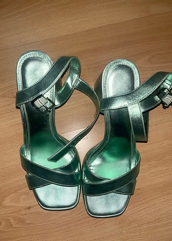 Parlak Yeşil Deri Platform Topuklu Kadın Ayakkabı - Görsel 2