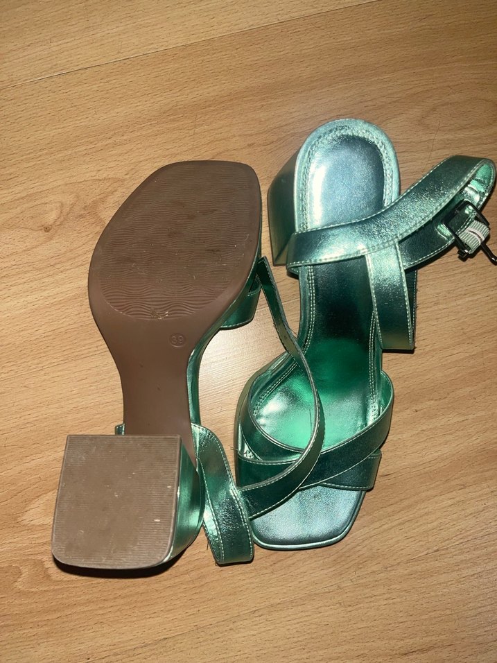 Parlak Yeşil Deri Platform Topuklu Kadın Ayakkabı - Görsel 3