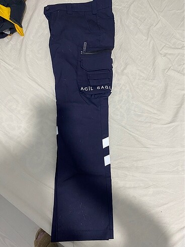 Diğer 112 pantolonu xs