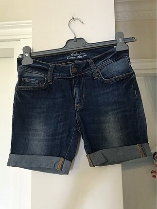 Colin's Colins yepyeni Jean sort 36 beden likrali