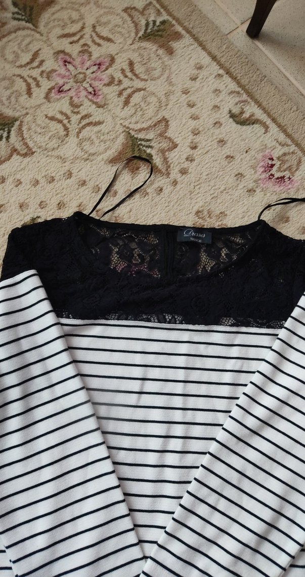 Dantel Detaylı Beyaz Çizgili elbise - Görsel 4