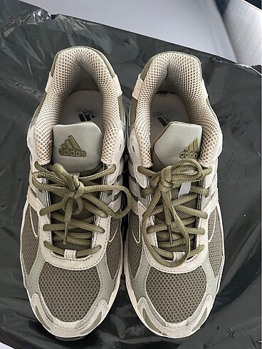 43 Beden Orjinal Sneaker Adidas ayakkabı