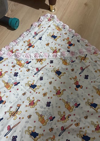 Nakışlı Çok Renkli Çocuk Battaniyesi - Görsel 3