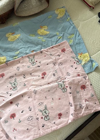Çocuklar için Baskılı Pastel Renkli yastık kılıf - Görsel 2
