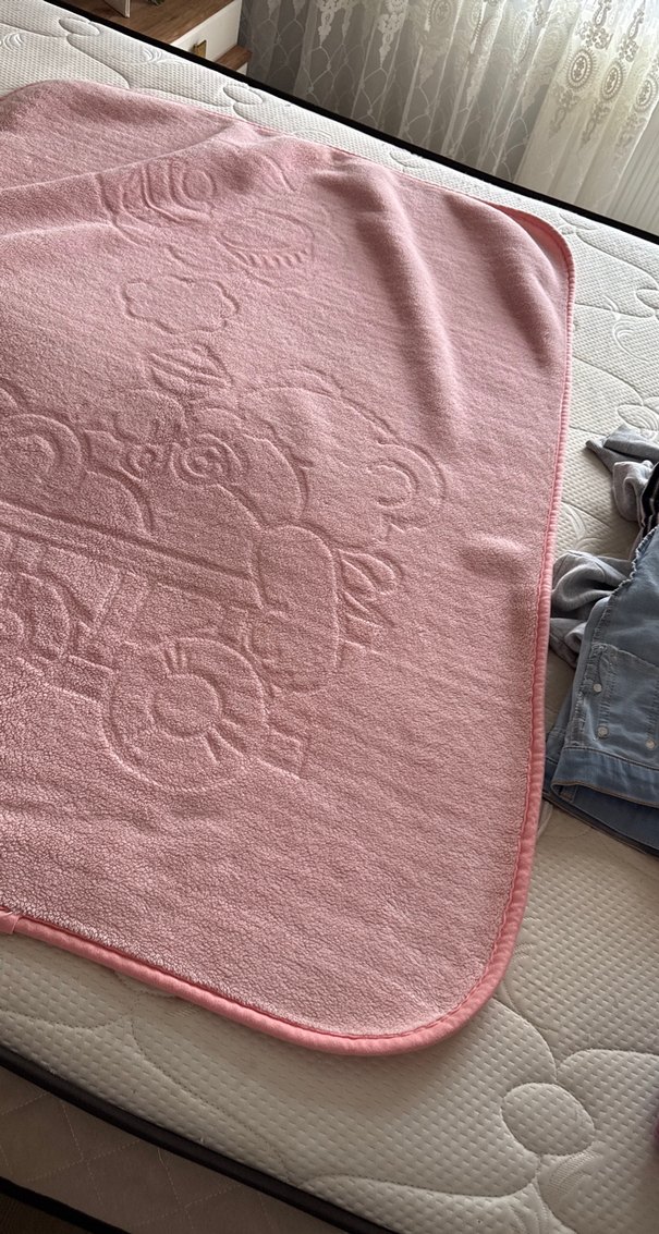 Pembe Desenli Çocuk Battaniyesi - Görsel 2