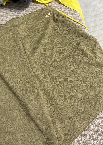 Parlak Yeşil Hamile Mini Şort - Görsel 2