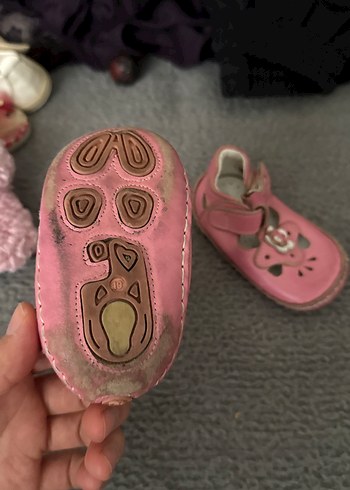 Pembe Nakışlı Kız Bebek İlk Adım Ayakkabısı - Görsel 2