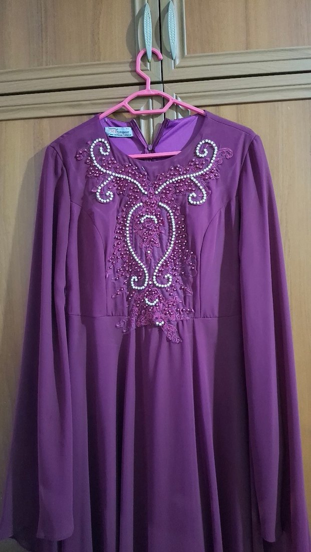İşlemeli Uzun Mor Kadın Abiye Elbise - Görsel 2