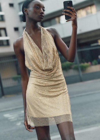 Drapeli Gold Rengi Taşlı Mini Elbise - Görsel 3