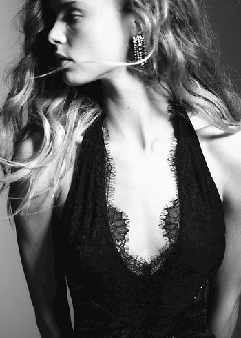 Siyah V Yaka Mini Payetli Elbise - Görsel 3