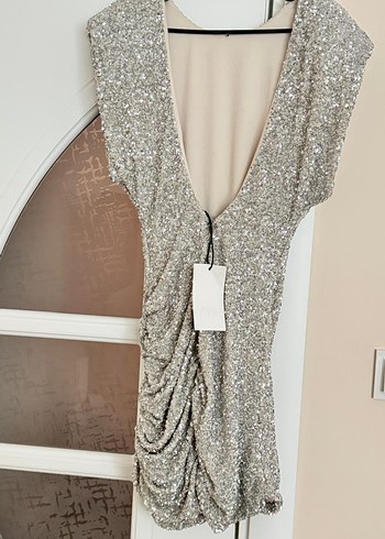 Gümüş Rengi Kolsuz Drapeli Mini Elbise - Görsel 9