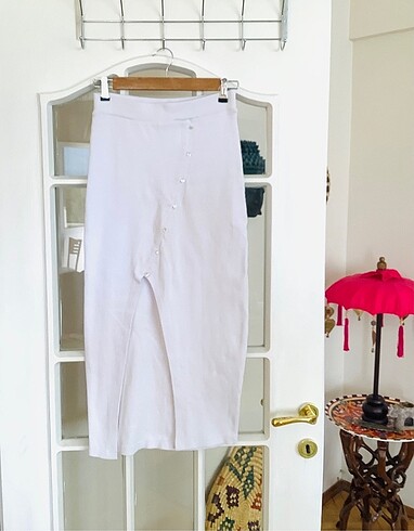 xl Beden LİTTLE PRETTY THİNG ETEK. VE PİJAMA TAKIM