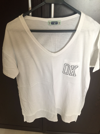 Pull and Bear Ok yazili t shirt