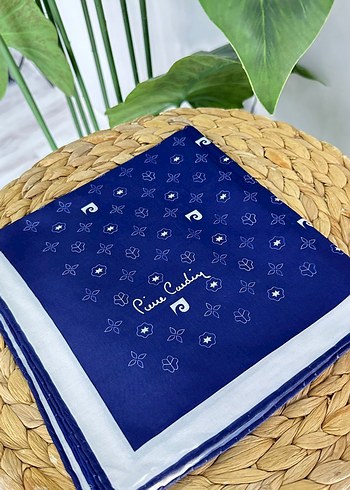 Kahverengi Fırfırlı Kadın eşarp - Görsel 8