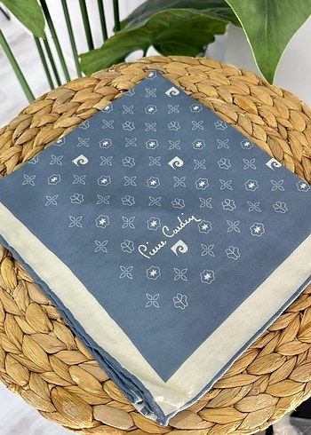 Kahverengi Fırfırlı Kadın eşarp - Görsel 5