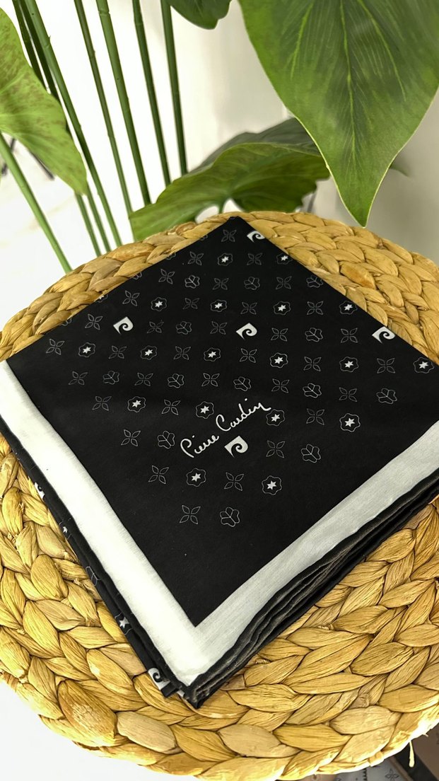 Kahverengi Fırfırlı Kadın eşarp - Görsel 4