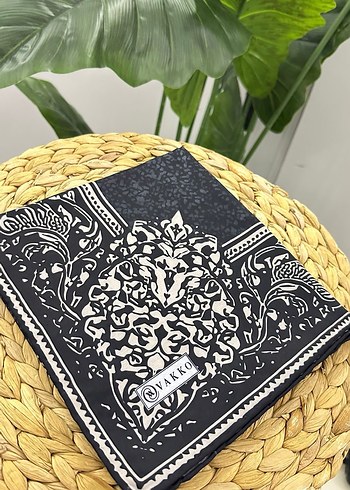 Mavi Dantel Detaylı Kadın eşarp - Görsel 3