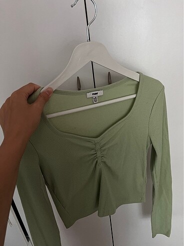m Beden uzun kollu crop