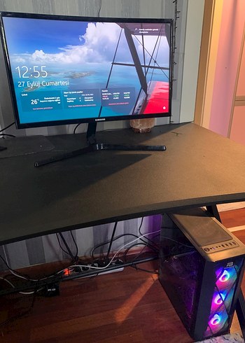 24 inç Samsung curved ekran monitör