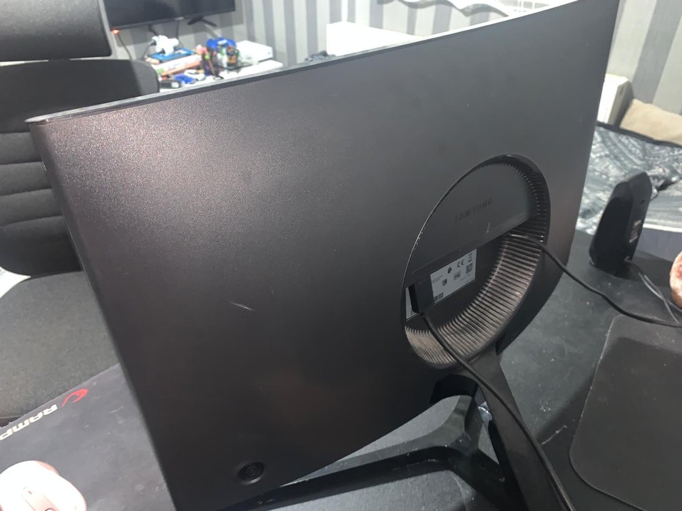 24 inç Samsung curved ekran monitör - Görsel 4