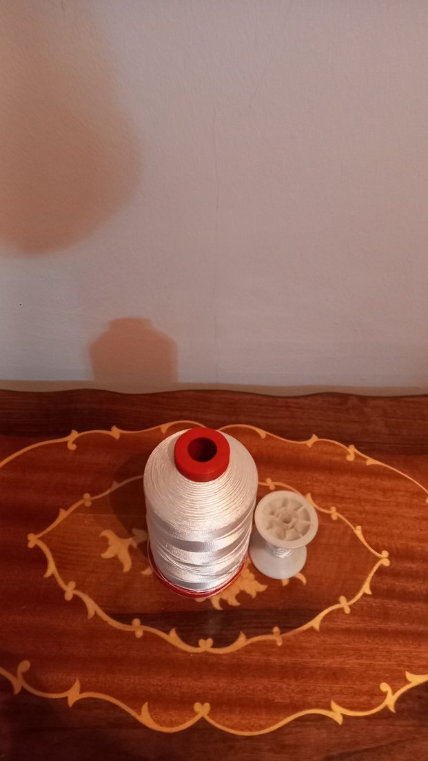 Beyaz İplik Bobinleri - El Sanatları için - Görsel 2