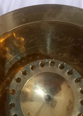 Parlak Altın Renkli ayetli tas - Görsel 2