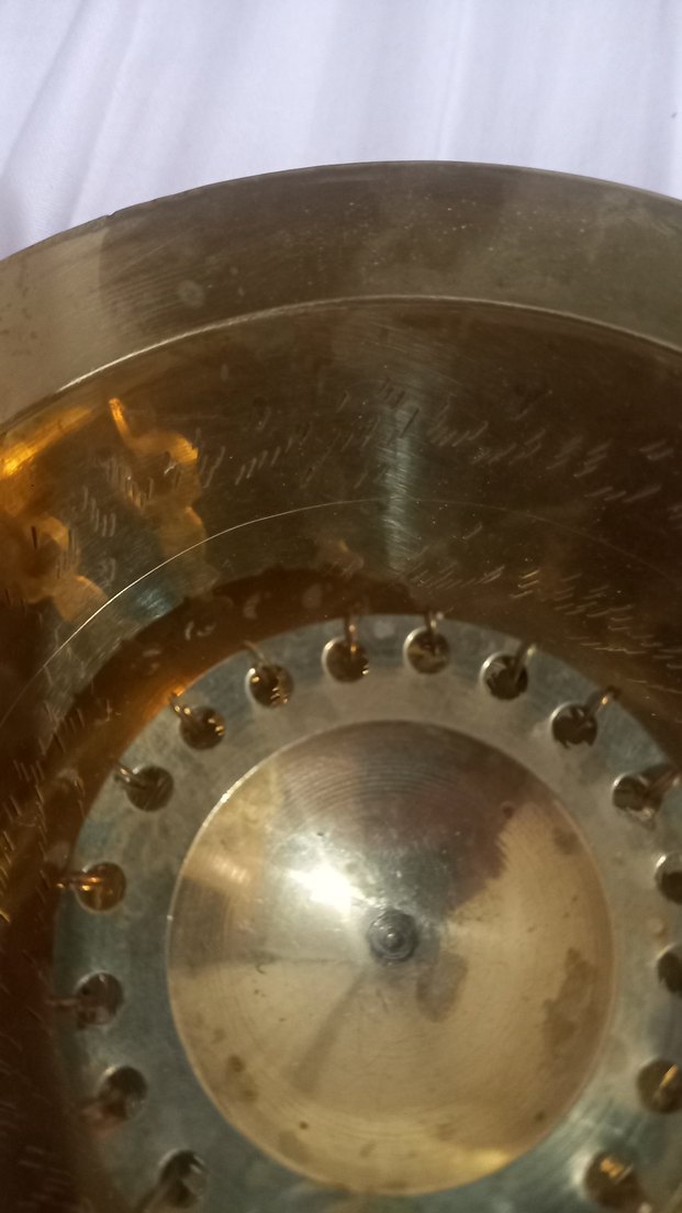 Parlak Altın Renkli ayetli tas - Görsel 2