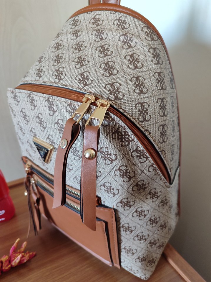 Guess Kahverengi Kadın Sırt Çantası - Görsel 4