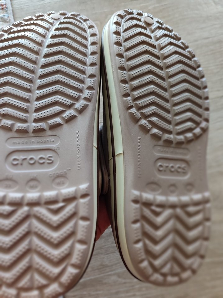 Crosh marka terlik topuklu, tokalı. - Görsel 2