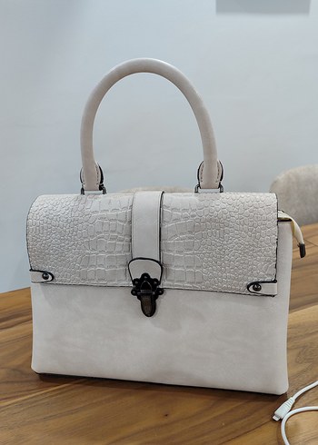 Klasik Zarafet Kırık Beyaz Deri Kadın Çanta - Görsel 3