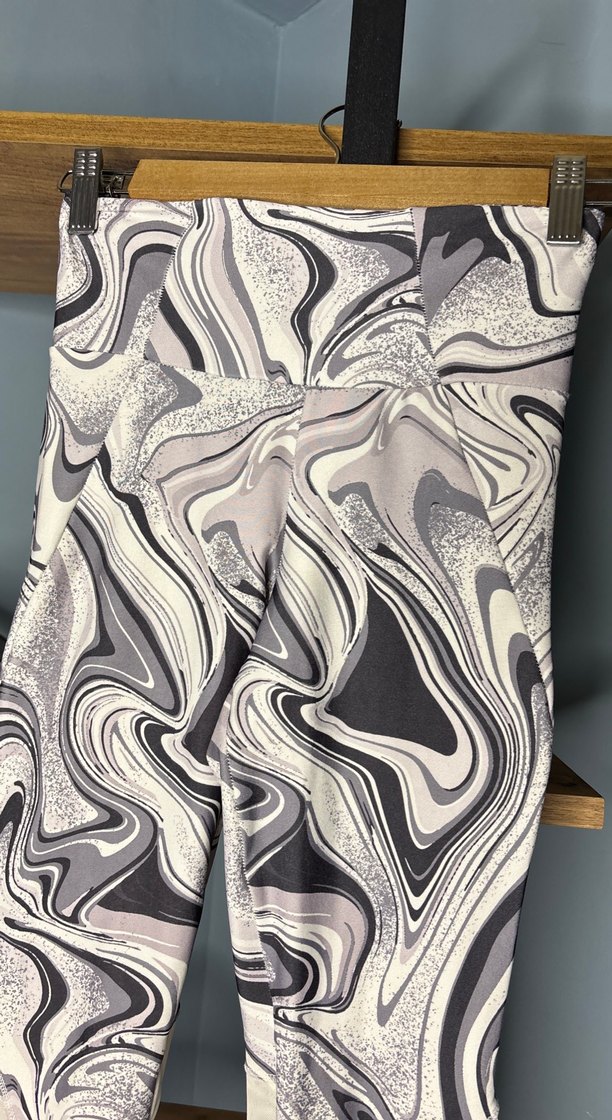 Gri Bej Tie-Dye Desenli Kadın Tayt - Görsel 3