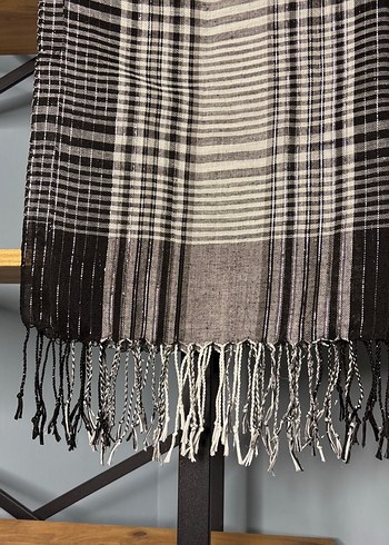 Kadın Pilili  Gri Şal - Görsel 3