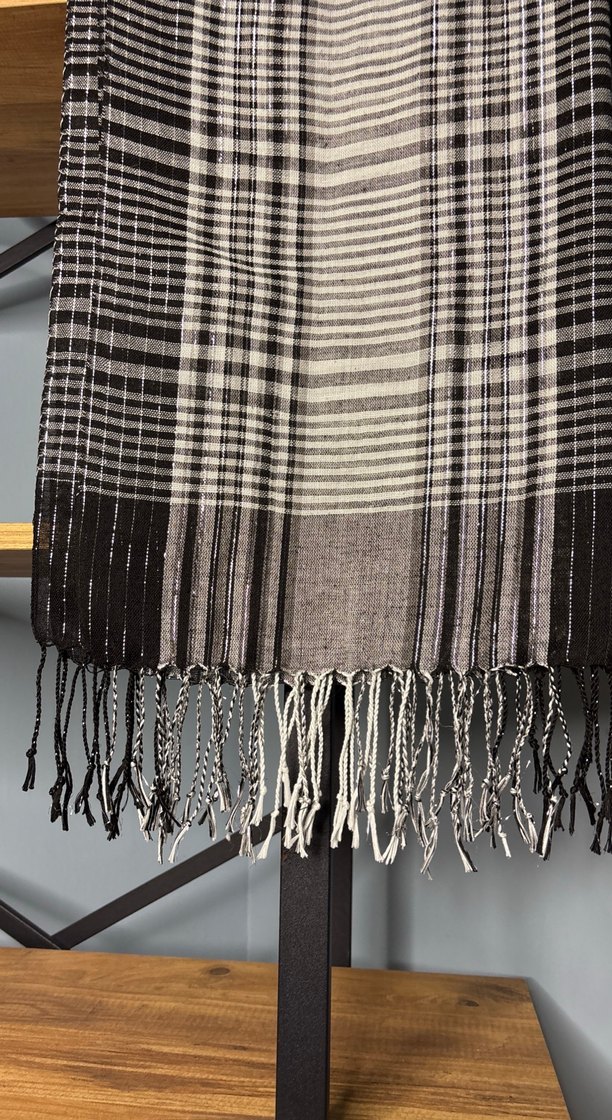 Kadın Pilili  Gri Şal - Görsel 3