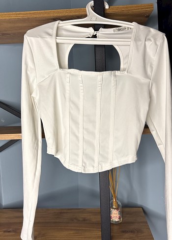 Beyaz V Yaka Uzun Kollu Kadın Bluz - Görsel 2