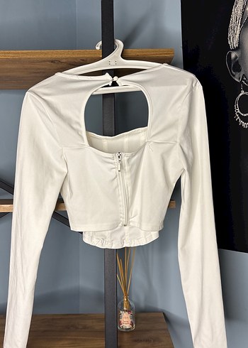 Beyaz V Yaka Uzun Kollu Kadın Bluz - Görsel 5