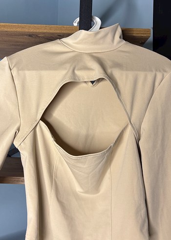 Bej Süet Yüksek Yakalı Kadın Bluz - Görsel 2