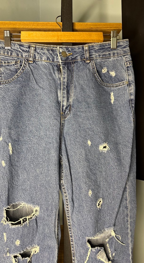 Kadın Mavi Bol Kesim Yırtık Kot Pantolon - Görsel 4